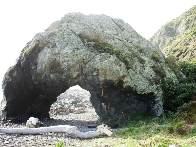 Outdoor Bouldering New Zealand