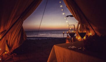 Lovers Sunset in a glamping experience