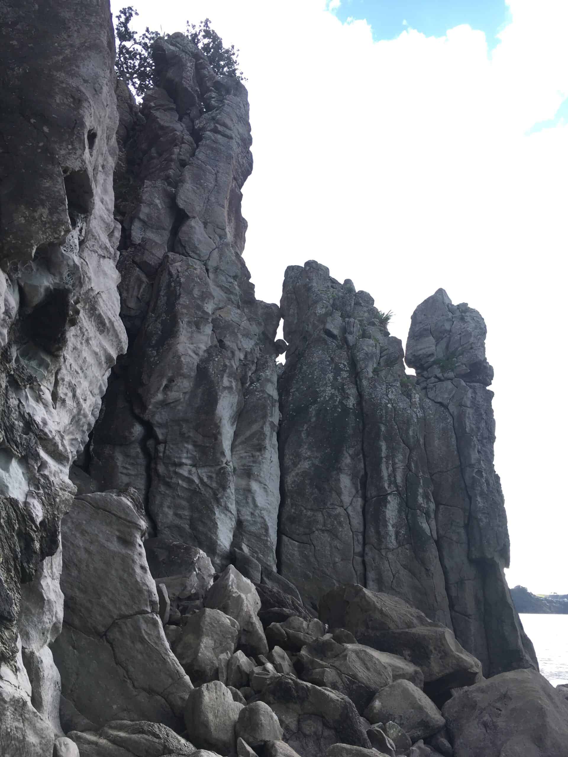 Auckland Outdoor Rock Climbing: Best Spots and Tips