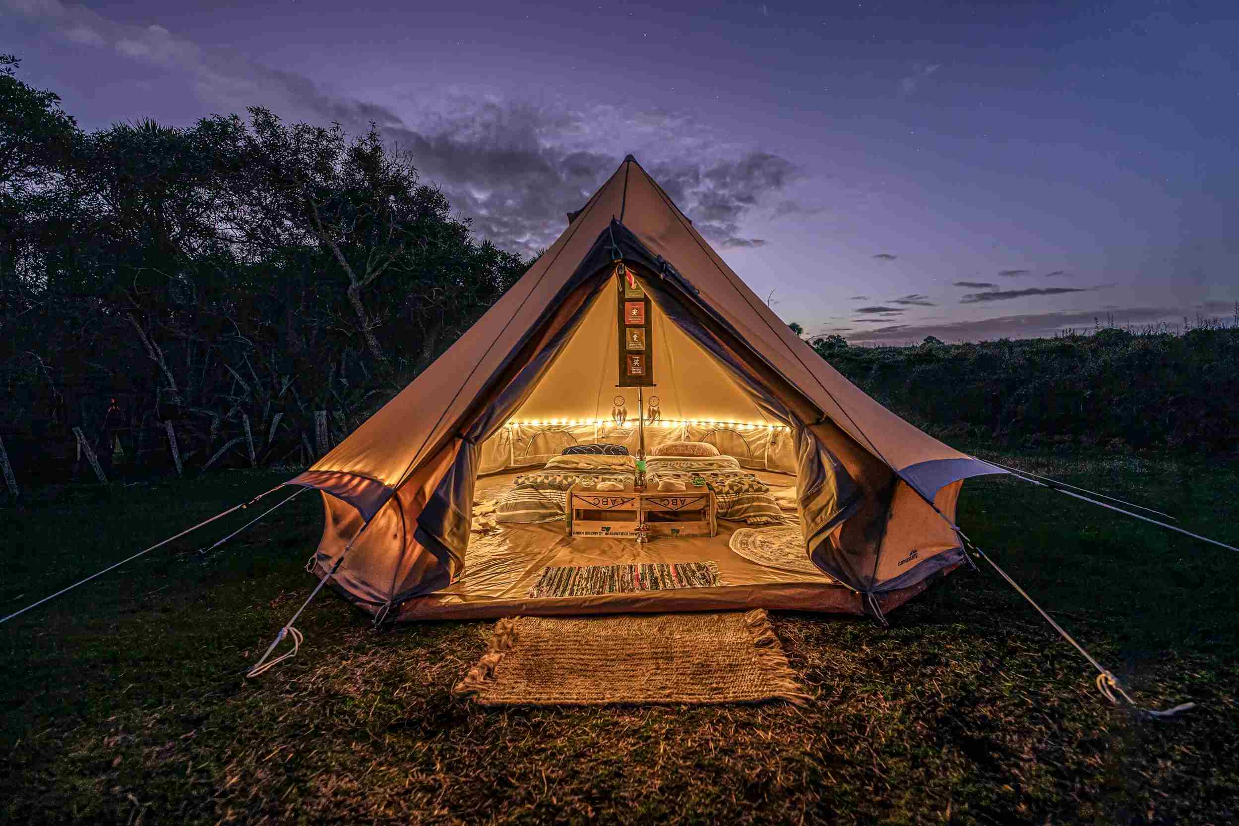 Wild Kiwi Stargazing Glamping