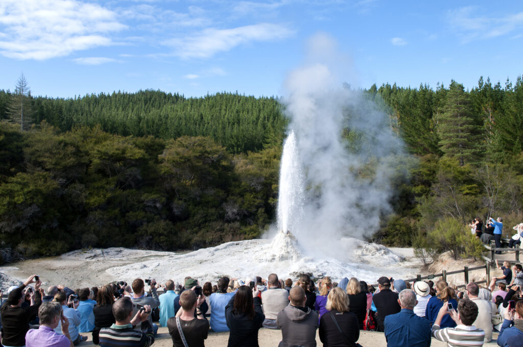 Auckland – Rotorua Geothermal Wonderlands